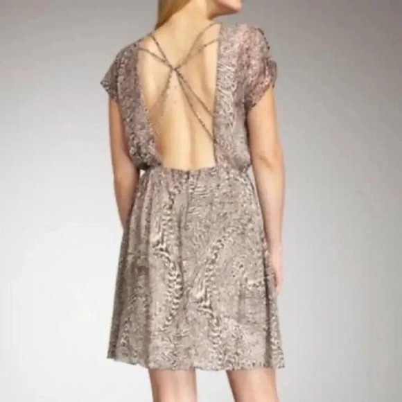 Alice + Olivia Kimberly Silk Animal Print Criss Cross Open Back Dress XS - Picture 2 of 15